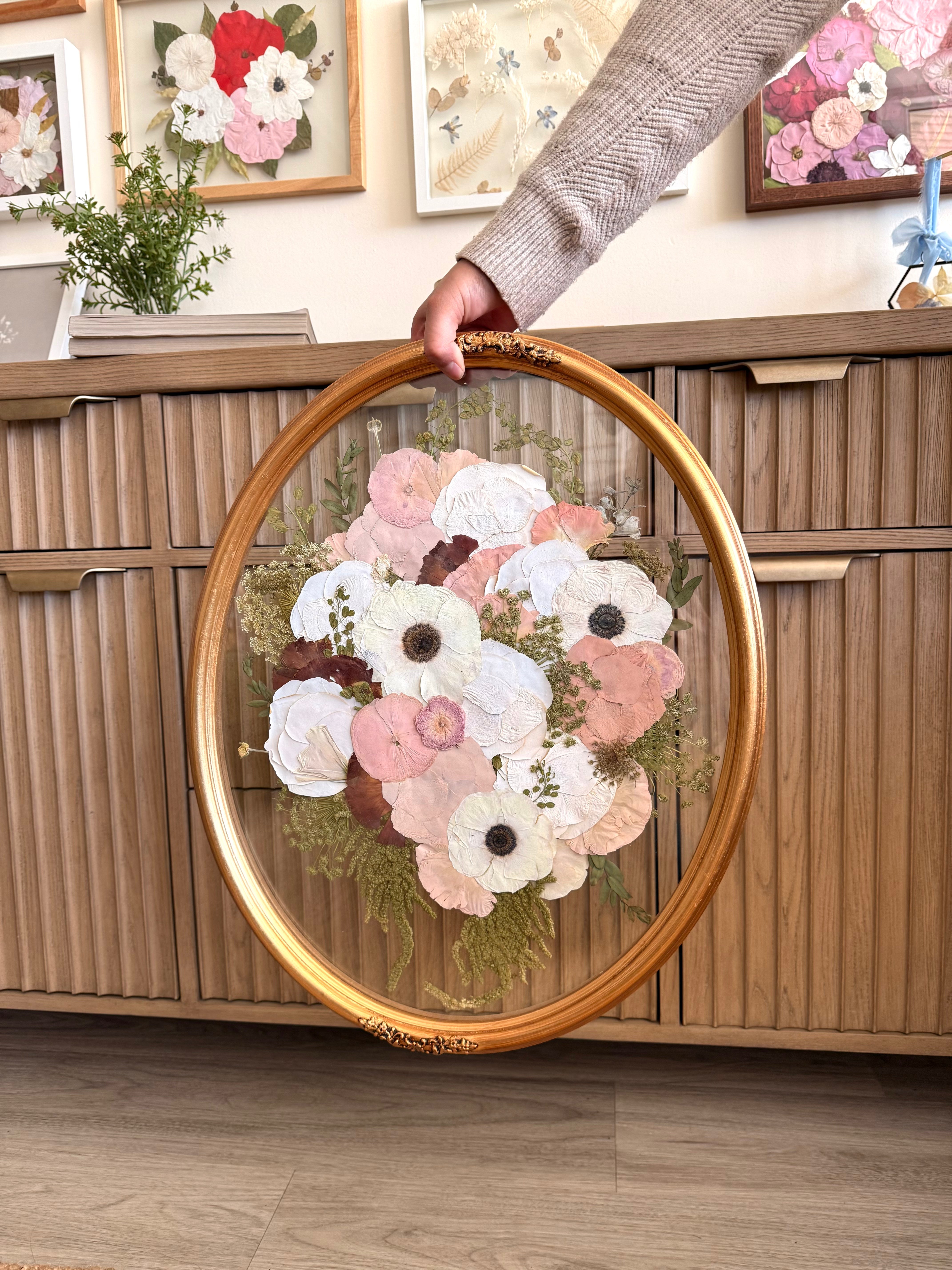Pressed vs Resin Flower Preservation: Which Is Right for Your Bouquet?